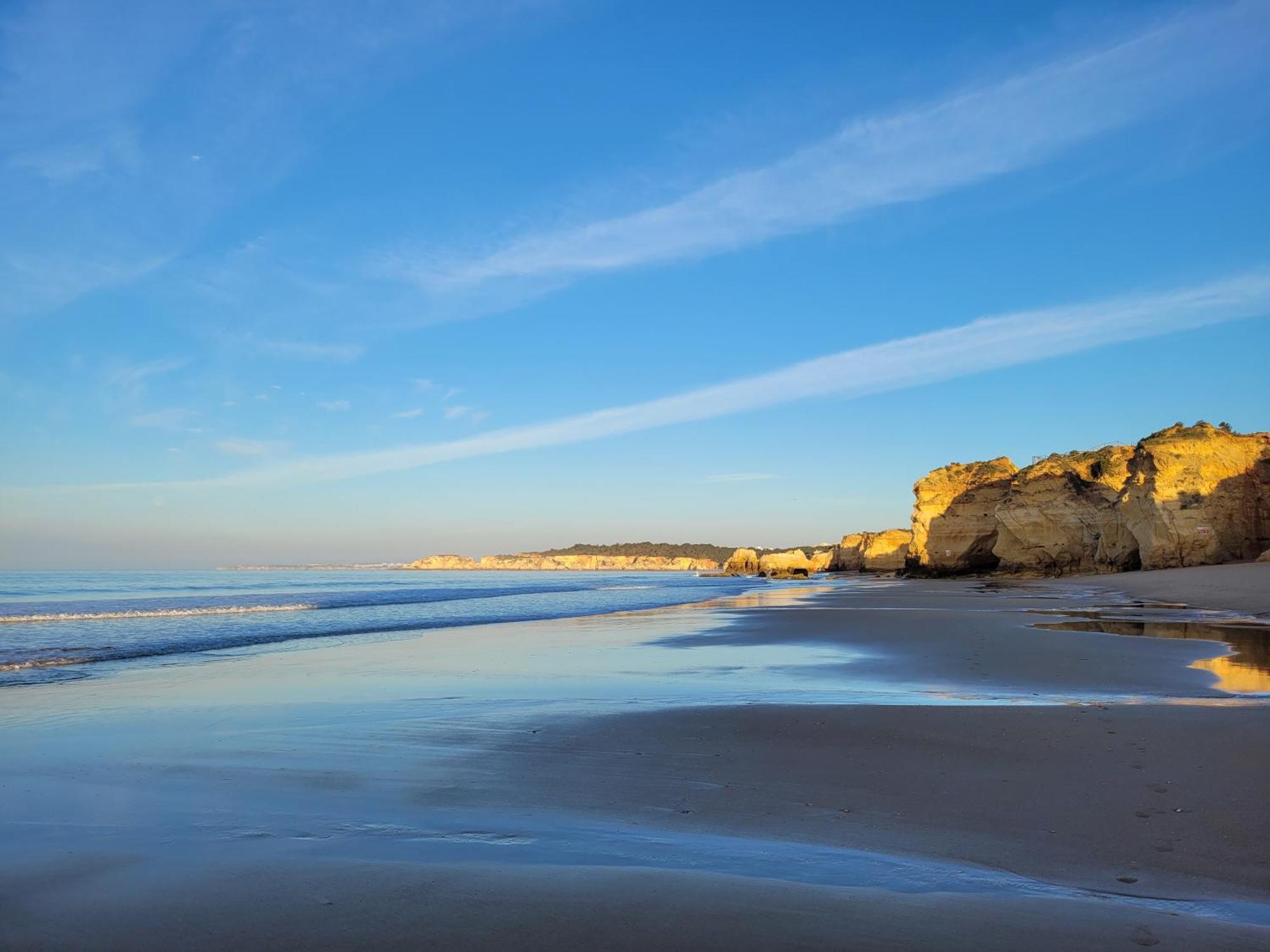 O Wow Sunset Beach And Cliffs View Portimao Exterior photo