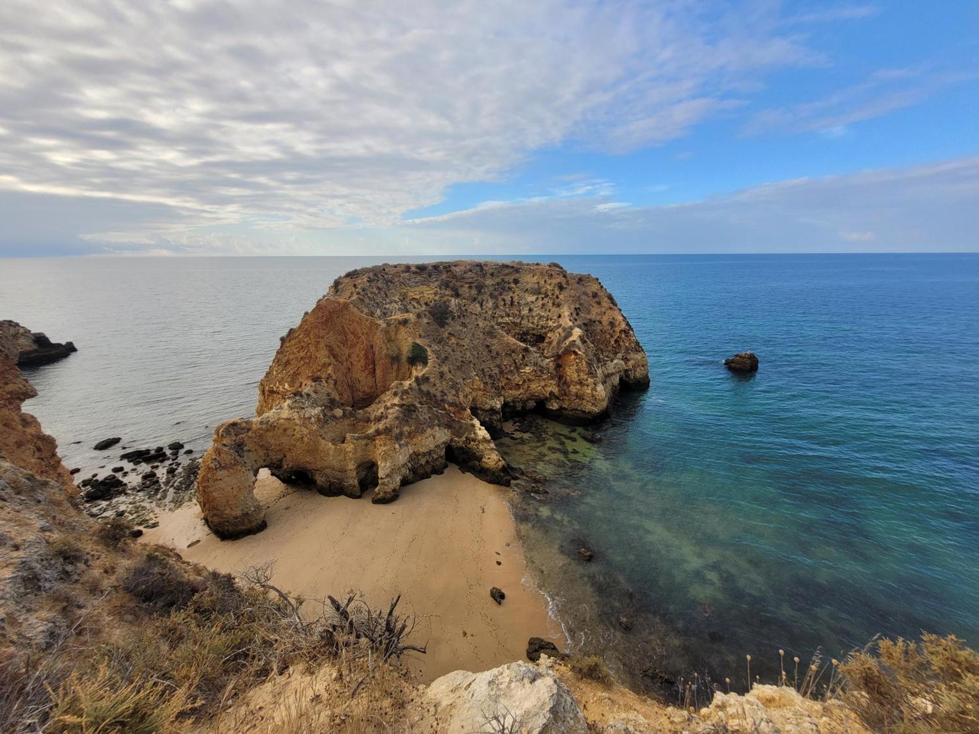 O Wow Sunset Beach And Cliffs View Portimao Exterior photo
