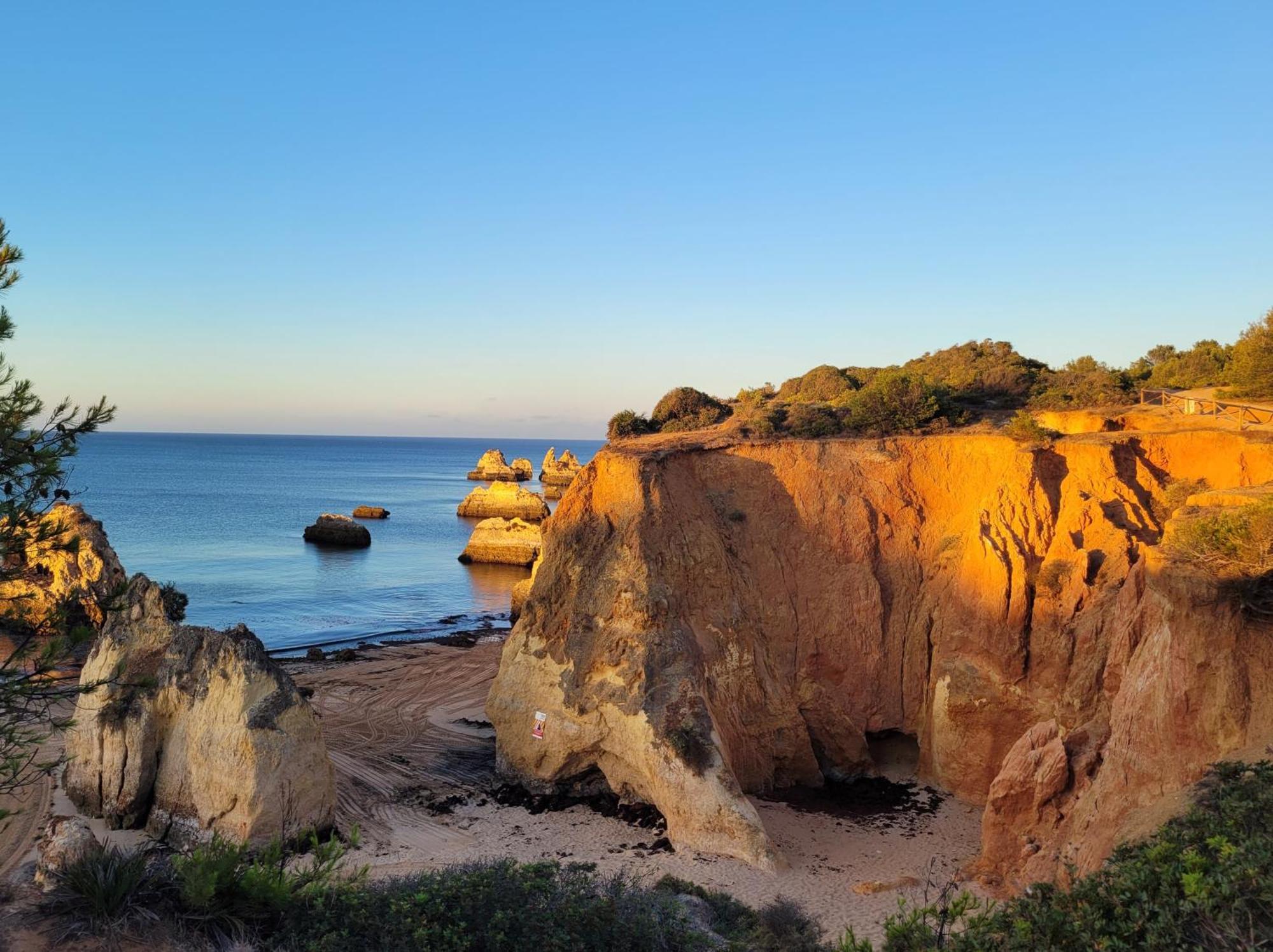 O Wow Sunset Beach And Cliffs View Portimao Exterior photo